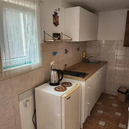 Pape 3* مالينسكا