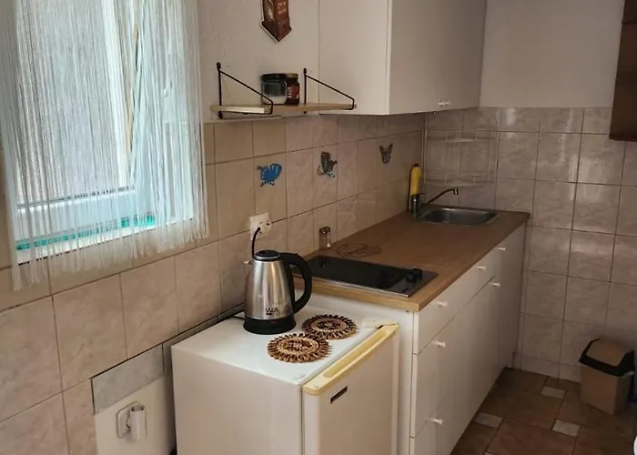 Pape 3* مالينسكا