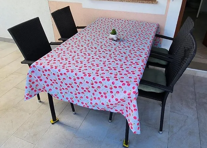 Pape مالينسكا