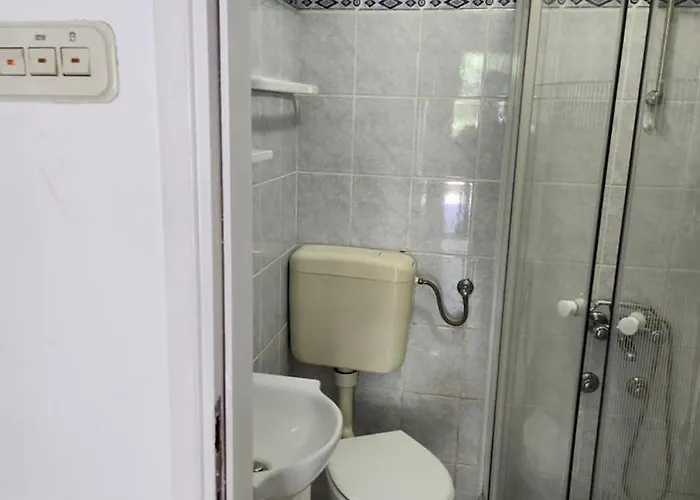 Pape بيت ضيافة